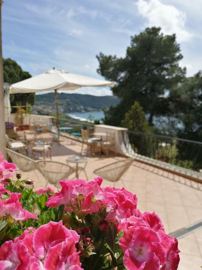 Bed and Breakfast Il Sogno Di Vincenzo E Maria Palinuro Exterior foto